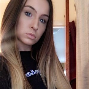 Meet your Posher, Katelyn